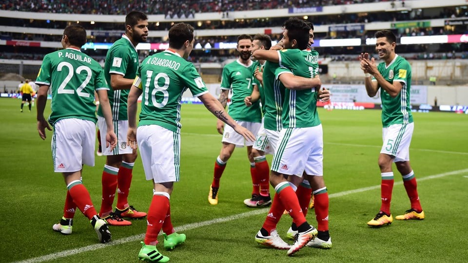 Photo of منتخب المكسيك ينتصر على ألمانيا بكأس العالم 2018