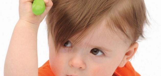 أسباب تساقط الشعر عند الأطفال 2 سنوات